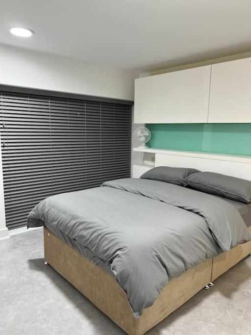 Orion Building Apartments ,Oposite Grand Central,Free Car Park برمنغهام المظهر الخارجي الصورة